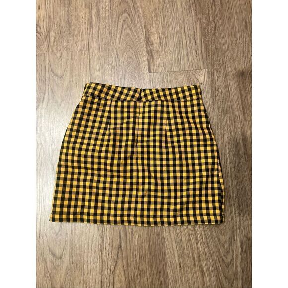 forever 21 clueless vibe Black & yellow gingham mini skirt  size S - Picture 2 of 4